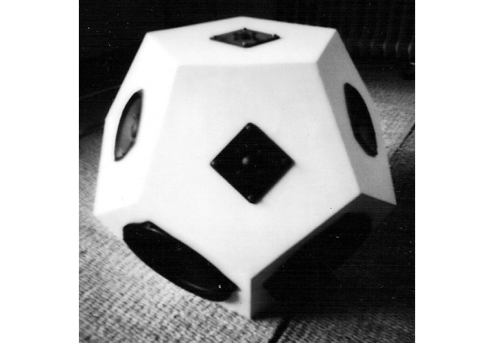 Pentagon dodekaedric speakers 1980